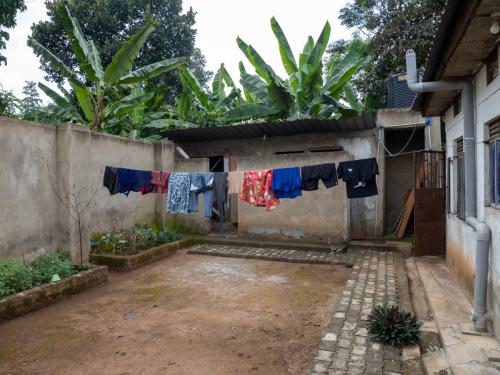 Sanitärbereich und Wäscheplatz